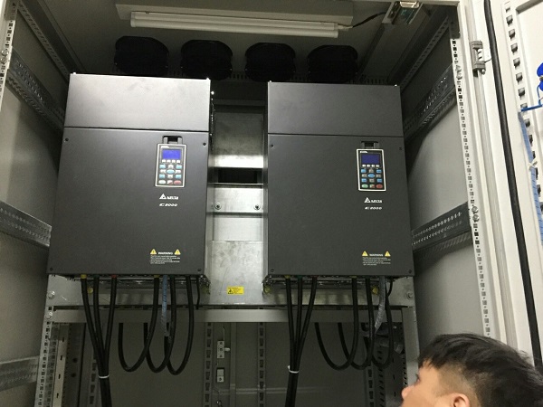 bien tan delta c2000 tai nang